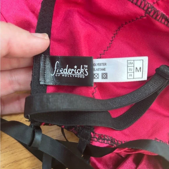 Fredrick’s of Hollywood lingerie red and black camisole garter top M - Picture 3 of 3